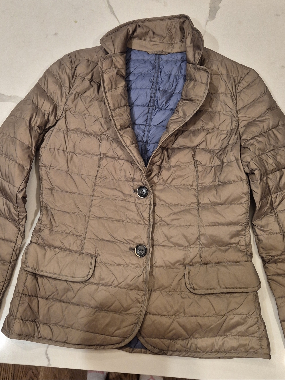 Gimo's Lightweight Olive Quilted Puffer Jacket.  Tag says 42